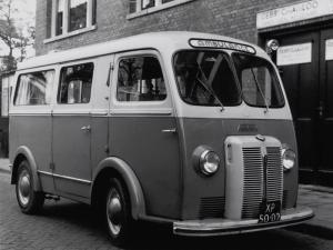 Peugeot D3A Ambulance by Visser '1957